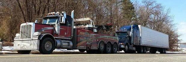 Exploring Specialized Towing Services: Heavy-Duty and Motorcycle Options